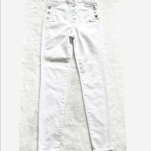J BRAND NATASHA EXPOSED BUTTON WHITE JEANS SIZE 28 - Picture 9 of 10